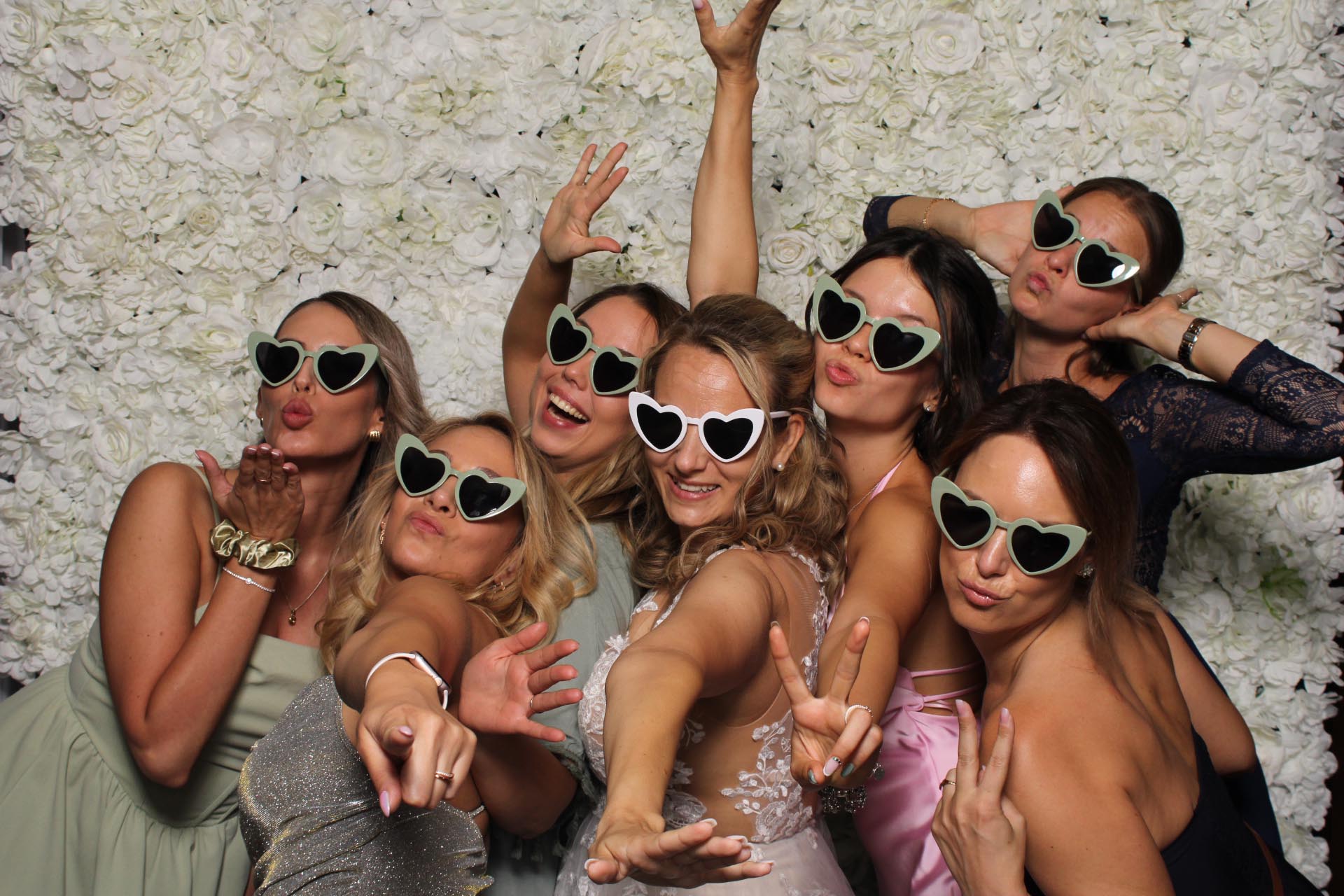 Esküvői lagzi legjobb ajándéka a násznép számára - Szelfibox